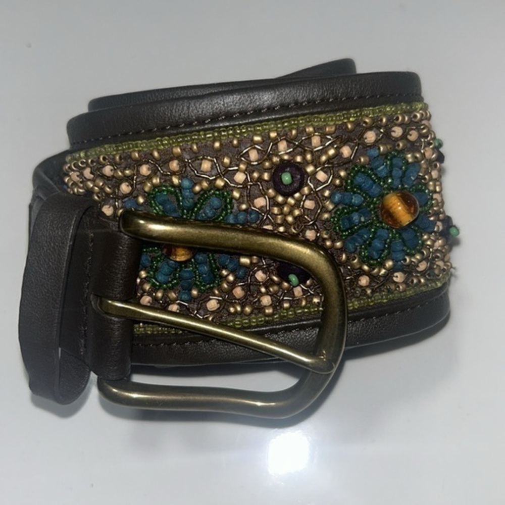Tommy Bahama womens‎ beaded flower belt